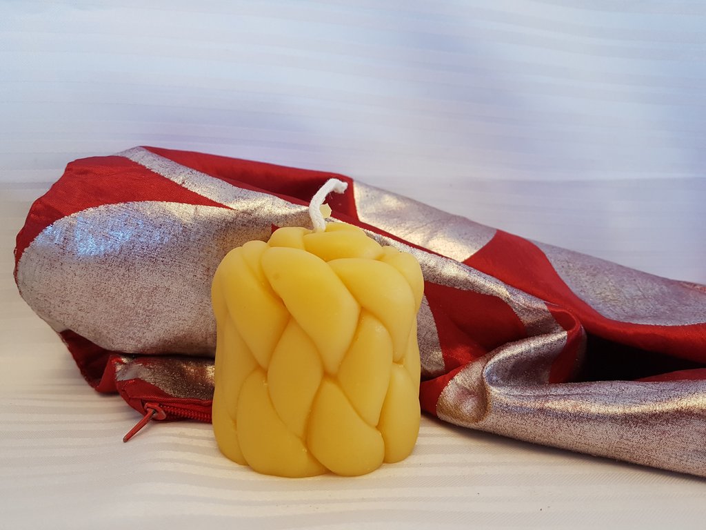 Round Braided Pillar beeswax candle 2.5" x 2.5"Candles- Barriault Ranch
